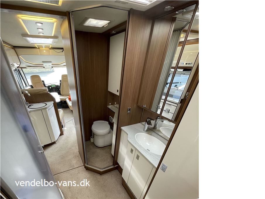 Bürstner Elegance I 910 G